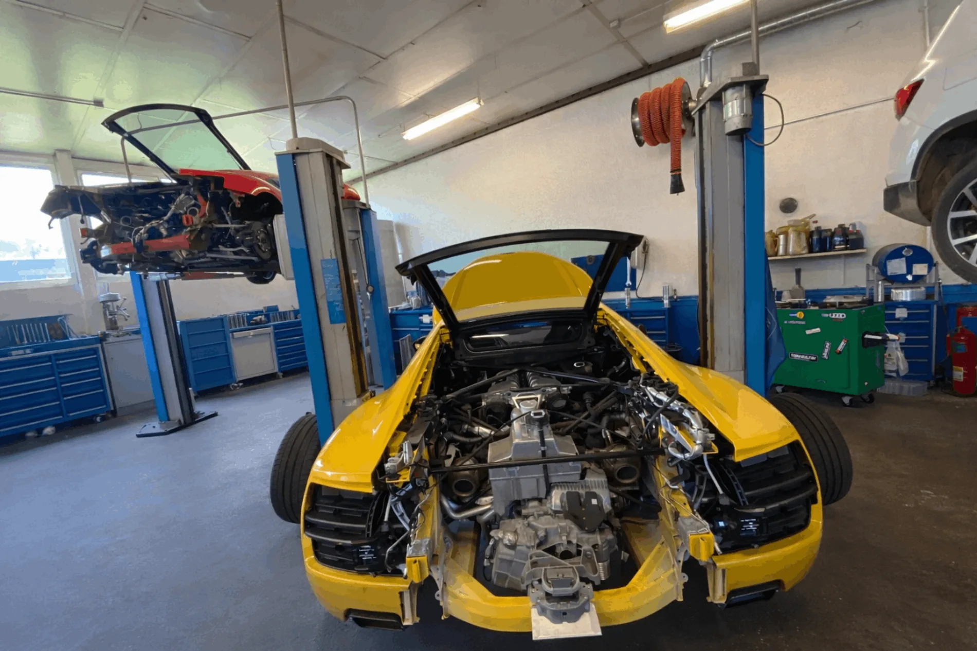 Garage de Vincy — accueil et atelier à La Balme-de-Sillingy